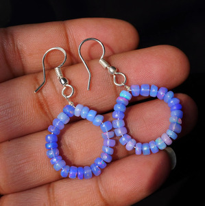Boucles d'oreilles en opale éthiopienne bleue multicolore, argent et or 14 carats, cadeau pour elle - Product Image 2
