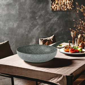 Wok in granito antiaderente di alta qualità con manico in bachelite per una frittura efficiente fatta in Italia diametro 28cm - Product Image 1