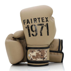 ถุงมือชกมวย Fairtex ขายดี หนังวัวแท้ น้ำหนักเบา ระบายอากาศได้ดี ปิดข้อมือแบบตีนตุ๊กแก สำหรับศิลปะการต่อสู้ - Product Image 1