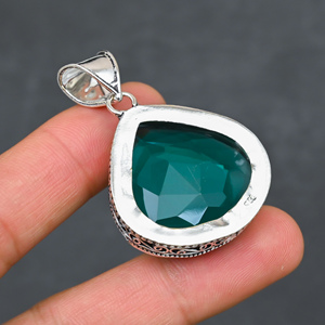 Magnifique pendentif en apatite verte, pierre précieuse synthétique, très demandé, en argent sterling 925, fait main, bijou statement, cadeau pour femme - Product Image 2
