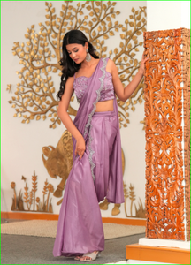 Chaqueta bordada a mano con diseño de lavanda y Saree pre-drapeado - Product Image 4