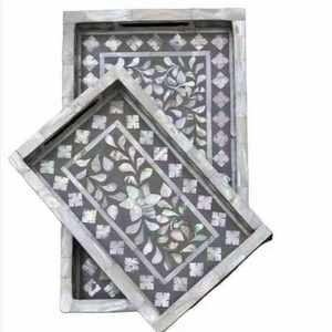 Elegante Bandeja Decorativa con Incrustaciones Florales, Hecha a Mano, para Servir, con un Hermoso Diseño para Electrodomésticos - Product Image 2