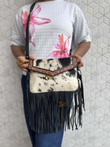 Nuevo Bolso de Hombro Tipo Sobre de Cuero Vacuno Auténtico con Flecos, Estilo Boho, Hecho a Mano, para Uso Diario de Mujeres - Product Image 2