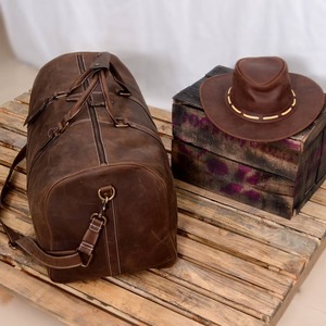 กระเป๋าเดินทางหนังแท้จากโรงงาน รุ่น Retro Duffle Weekender ขนาดใหญ่ จุของได้เยอะ ใช้เป็นกระเป๋าถือขึ้นเครื่องได้ ตะเข็บเย็บอย่างทนทาน ซิปคุณภาพดี - Product Image 5