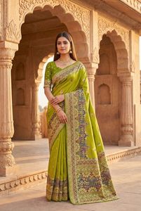 Sari Tradicional Indio con Bordado Paithani en Seda Pashmina para Bodas y Eventos Festivos, Ropa Elegante para Mujer - Product Image 4