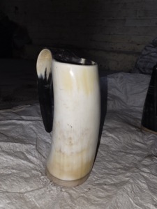 Taza de Cuerno de Búfalo Natural Hecha a Mano, Estilo Americano, Ecológica, Apta para Lavavajillas, con Logotipo Personalizado, para Café, Cerveza, Vino, Venta al Por Mayor - Product Image 1