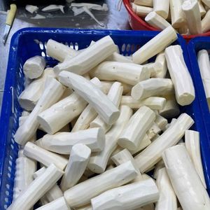 Disponible : Morceaux de manioc surgelés durables, racines de yucca fraîchement coupées, légumes surgelés en gros à longue durée de conservation - Product Image 5