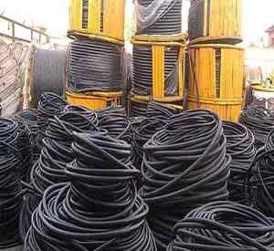 Les rebuts de cuivre nu offrent une excellente conductivité et sont largement utilisés dans les processus de recyclage industriel. - Product Image 2