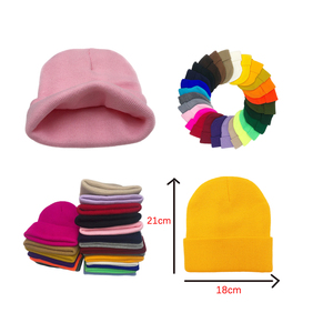 Bonnet unisexe noir Harry Johnson 100 % acrylique avec logo brodé, casquette décontractée d'hiver pour adultes, couleur unie, design à revers, 56-58 cm - Product Image 2