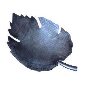 Plateau de service rectangulaire en cuivre martelé plaqué, idéal pour la maison, la cuisine et les restaurants d'hôtel, à prix avantageux. - Product Image 1