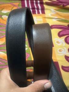 Cinturón Clásico Reversible de Cuero Vacuno en Negro y Marrón con Hebilla de Metal, 3.5cm, Personalizable, Formal - Product Image 3