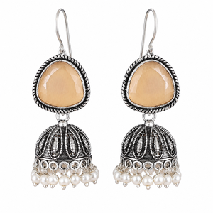 Pendientes Colgantes Vintage de Aleación de Zinc y Latón Plateado Oxidado con Perla para Mujer, Ideales para Fiestas y Eventos - Product Image 1