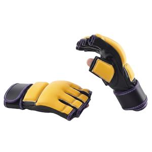 Gants de grappling MMA professionnels en cuir noir, mitaines de sparring fortement rembourrées pour l'entraînement aux arts martiaux et les sports de combat - Product Image 3