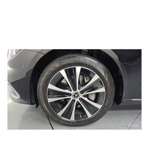 Mercedes-Benz Classe E E300e 4MATIC Exclusive avril 2023, 61 407 km, boîte automatique, conduite à gauche, caméra de recul - Product Image 4