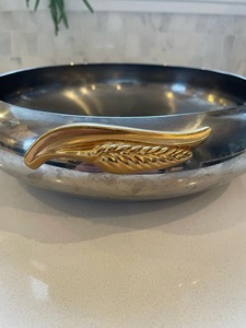 Cuenco decorativo minimalista con acabado plateado y diseño de hojas doradas para la decoración de la mesa de entrada, para un estilo que deja una primera impresión. - Product Image 5