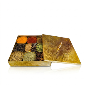 Boîte à masala de luxe en laiton pour un décor rustique moderne – Plateau carré à 9 compartiments pour épices et organisateur - Product Image 5