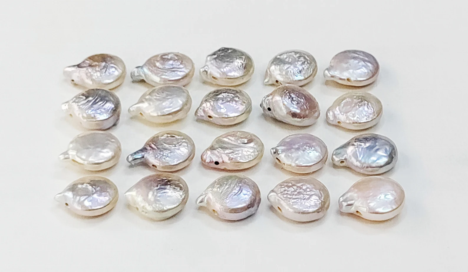 เช่นเดียวกับภาพ