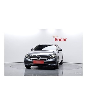 Mercedes-Benz Classe E E300 4MATIC Avantgarde Juin 2019 58 832 km Boîte de vitesses automatique Volant à gauche Sièges en cuir Caméra de recul - Product Image 3