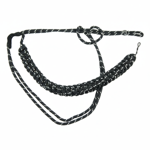 Aigulletes tactiques de haute qualité en fil de soie 3D de luxe personnalisables, noires avec croix blanche, pour uniformes - Product Image 1