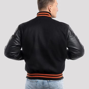 Chaqueta Bomber Varsity de Invierno Unisex Personalizada de Alta Calidad con Letras del Equipo, 100% Lana, Negra, con Capucha y Diseño Geométrico de Dibujos Animados - Product Image 2