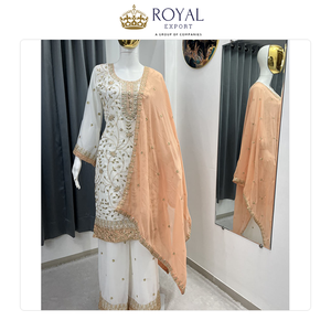 Nouvelle collection de costumes Sharara tendance en faux georgette lourd avec broderies pour mariage, en vente - Product Image 3