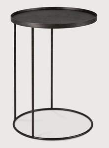 Table d'appoint en métal design glamour avec plateau miroir, rehaussant l'ambiance sophistiquée d'un salon sans effort - Product Image 5