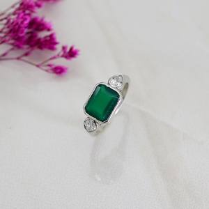 Anillo de Ónix Verde con Bisel, Piedra de Nacimiento de Mayo, Solitario, Plata de Ley 925, Joyería Minimalista con Piedras Preciosas, Regalo para Mujer - Product Image 5