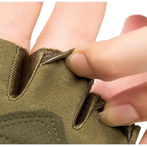 ถุงมือยุทธวิธีแบบไร้นิ้ว ป้องกันข้อนิ้ว สำหรับขี่มอเตอร์ไซค์และฝึกซ้อม - Product Image 3