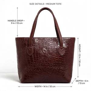 Genuine Leather Other Pattern Tote Bag <b>Women</b> <b>Large</b> Capacity Classic Style Lock Decorated Waterproof Flap Closure Outdoor <b>Handbag</b> - Product Image 4