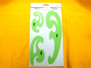 ชุดไม้บรรทัดโค้งพลาสติก DK-778 3 ชิ้น สำหรับงานเขียนแบบและออกแบบ - Product Image 4