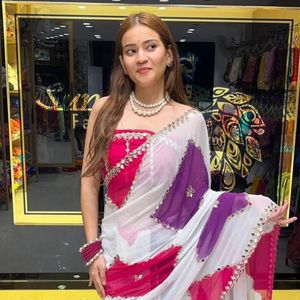 Elegante y Premium Saree de Georgette con Bordado de Impresión Digital y Trabajo de Espejo Real a Precio Mayorista por Royal Export - Product Image 4