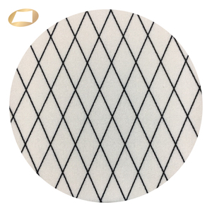 Tissu de vêtements de sport en polyester à imprimé losange coolplus qui évacue l'humidité - Product Image 5