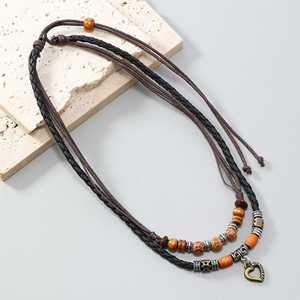Collier avec pendentif en perle de pierre de cœur - Cordon réglable multicouche pour hommes - Product Image 4
