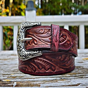 Cinturones Vaqueros de Cuero Genuino Grabado Floral Estilo Western Vintage para Hombre con Hebilla de Cobre para Jeans - Product Image 5