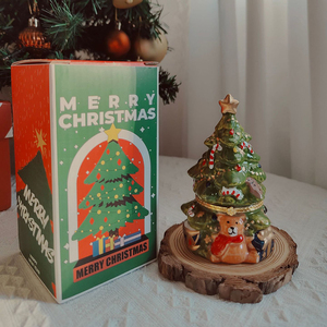 Décoration de Noël Bougie parfumée à la cire de soja Écologique Luxe Marque privée Décoration de la maison Bougie de fête en vedette pour les cadeaux - Product Image 3