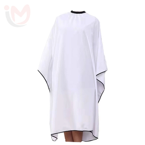 ผ้าคลุมตัดผมแบบมืออาชีพสำหรับร้านทำผม ผ้าคลุมติดกระดุมสำหรับร้านตัดผม ผ้าโพลีเอสเตอร์กันน้ำสำหรับตัดผม - Product Image 1