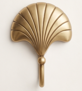 Deluxe Vintage Style Brass Shell Wall <b>Hook</b> <b>With</b> Gold Finish Polished Perfect For Cloth Display Door Hanger Stylish Home Accent - Product Image 4