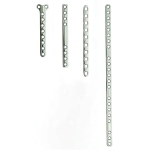 Plaques orthopédiques vétérinaires pour chiens avec système de double verrouillage, implants réglables écologiques de pointe - Product Image 1