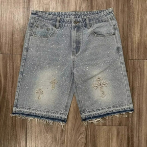 Shorts en jean vintage pour homme avec strass et croix, 100 % coton, style streetwear, pour l'été et les tenues décontractées - Product Image 1