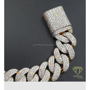 Bracelet Cuban Link entièrement serti de diamants Moissanite sertis à la main, style de bijoux de luxe et de caractère - Product Image 3