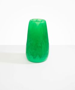 Vase à fleurs Art Déco en résine blanche moderne de haute qualité, écologique, artisanal, pour la décoration de table, de la maison, du salon, des mariages et des Noël - Product Image 6