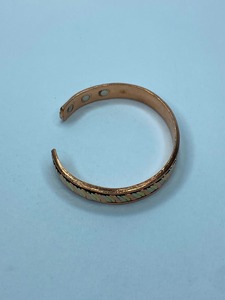 Pulsera de Latón Sólido HGI-23498 de Handforge Global Impex, Venta al por Mayor, Ajustable, Fabricada a Mano, Proveedor, Personalizada, Baño de Oro - Product Image 3