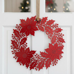 Couronne de Noël rouge en métal avec des feuilles de houx et des fleurs détaillées, idéale pour la décoration de porte pendant les fêtes d'hiver - Product Image 1