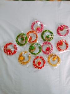 Bracelets festifs artisanaux vibrants, célébration de la tradition et de l'art indiens, bracelets faits à la main parfaits pour les mariages - Product Image 2