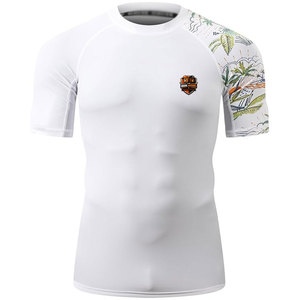 Haut de compression athlétique à manches courtes, durable, respirant et léger, en tissu anti-humidité pour la course et l'entraînement - Product Image 2