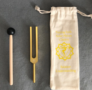 Ensemble de 3 diapasons 285 Hz, 396 Hz et 417 Hz, fréquences Solfeggio pour la thérapie sonore des chakras Racine, Sacral, Plexus Solaire - Product Image 5