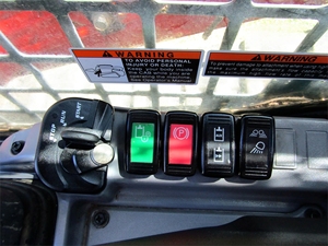 Cargadora Compacta de Orugas Usada SVL75-2, Totalmente Inspeccionada - Product Image 6