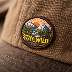 Parches Bordados Decorativos Stay Wild de 2.5 Pulgadas con Diseño de Espiral, Variedad de 10 Colores, Paquete de 100 Piezas para Gorras, Chaquetas y Bolsos - Product Image 2