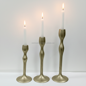 Candelabro de Aluminio Premium Personalizable 2026, Niquelado, en Tamaño y Color para Decoración de Navidad, Bodas y Fiestas - Product Image 1