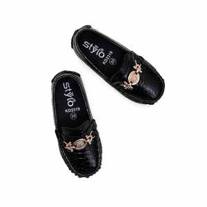 Mocassin formel noir pour garçons KD2319 pour lits de dortoir - Product Image 1